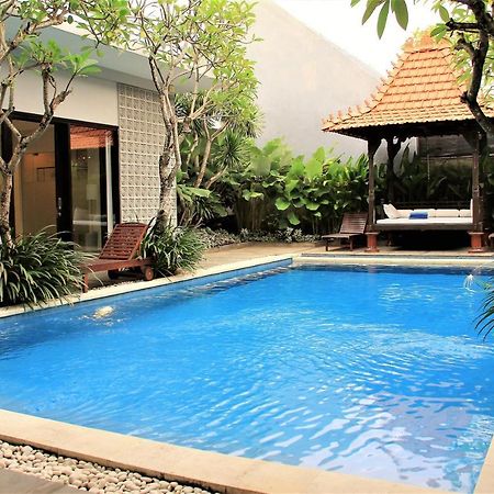 The Nibbana Villas Seminyak Buitenkant foto