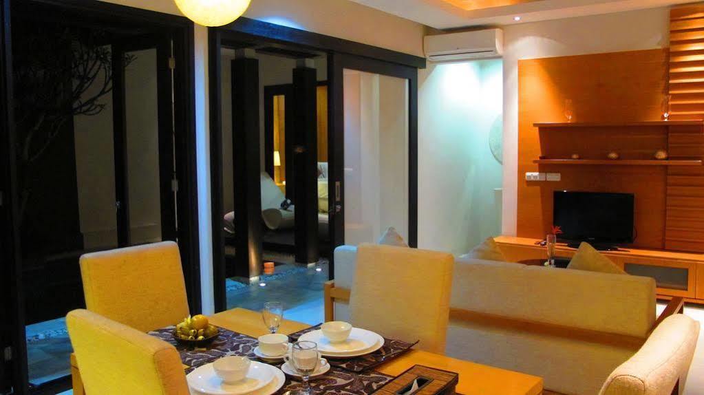 The Nibbana Villas Seminyak Buitenkant foto