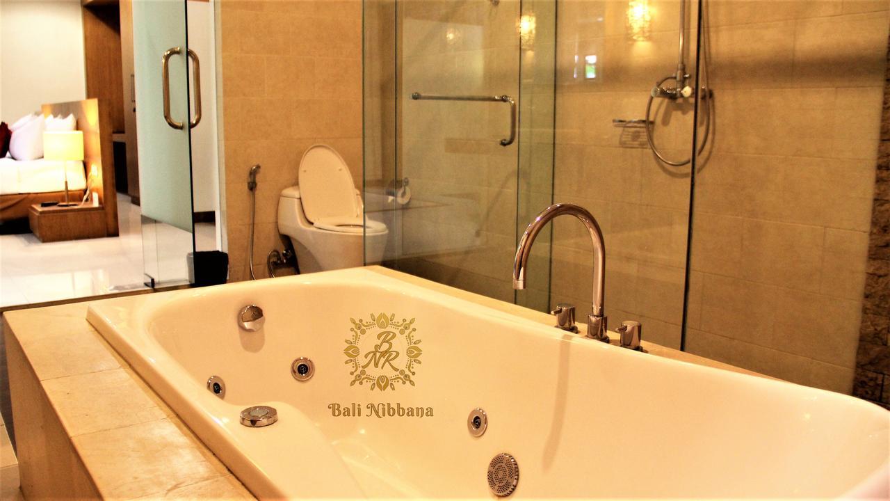The Nibbana Villas Seminyak Buitenkant foto
